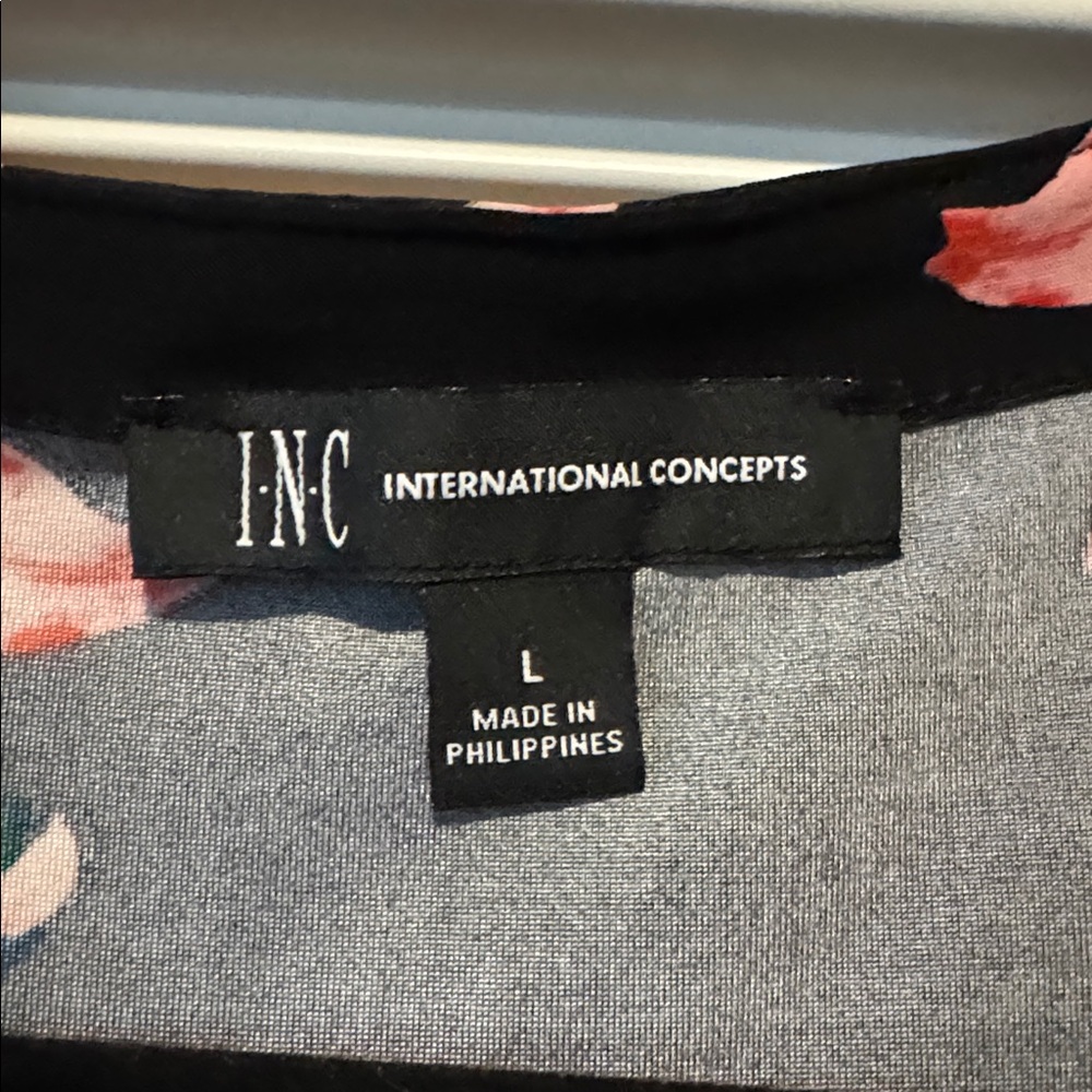 I.N.C. Floral printed lace up Rouched slinky blouse Top Womens L stretch office - Picture 8 of 12